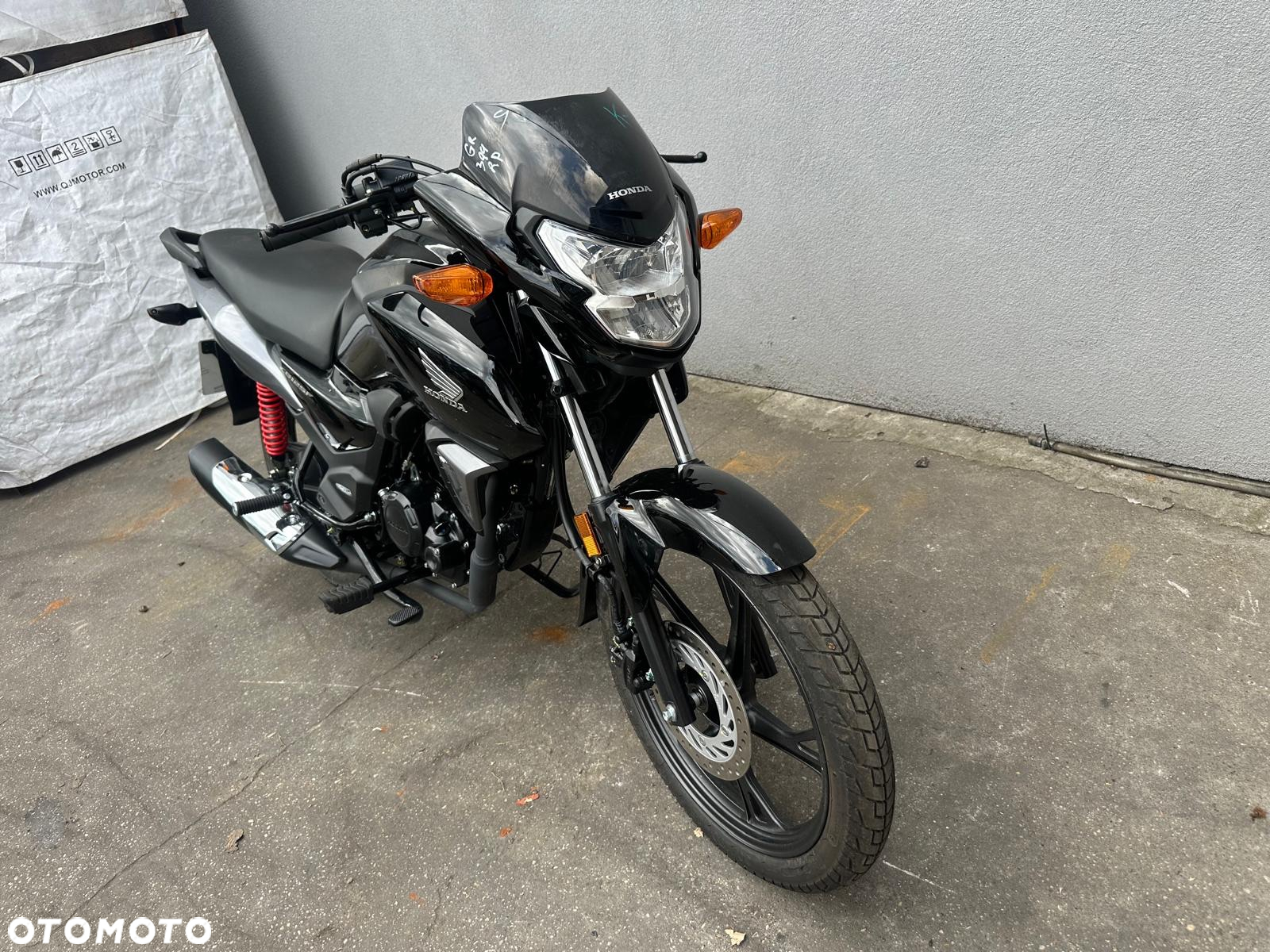 Honda CBF - 3