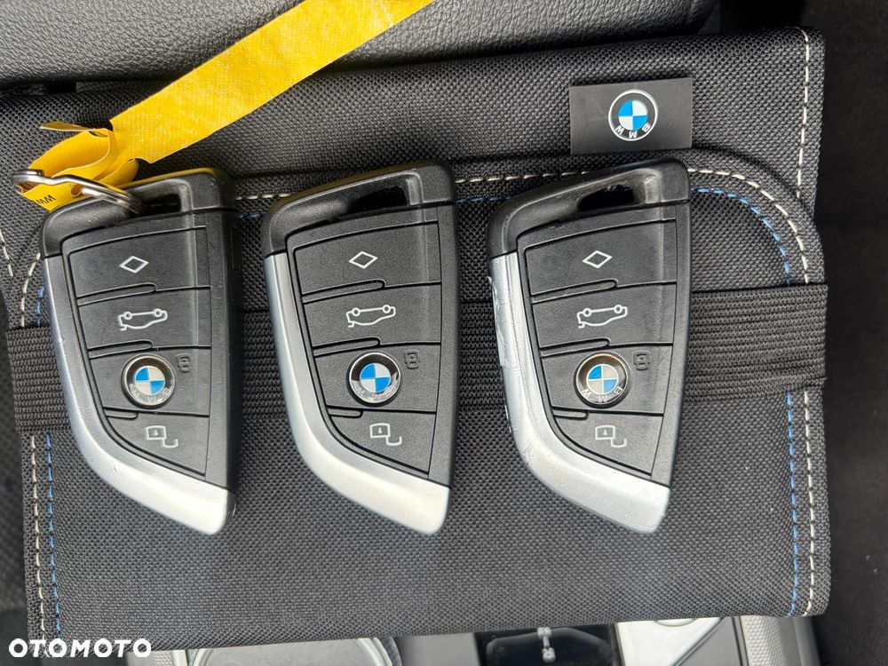 BMW Seria 3 320d Edition Luxury Line Purity - 16