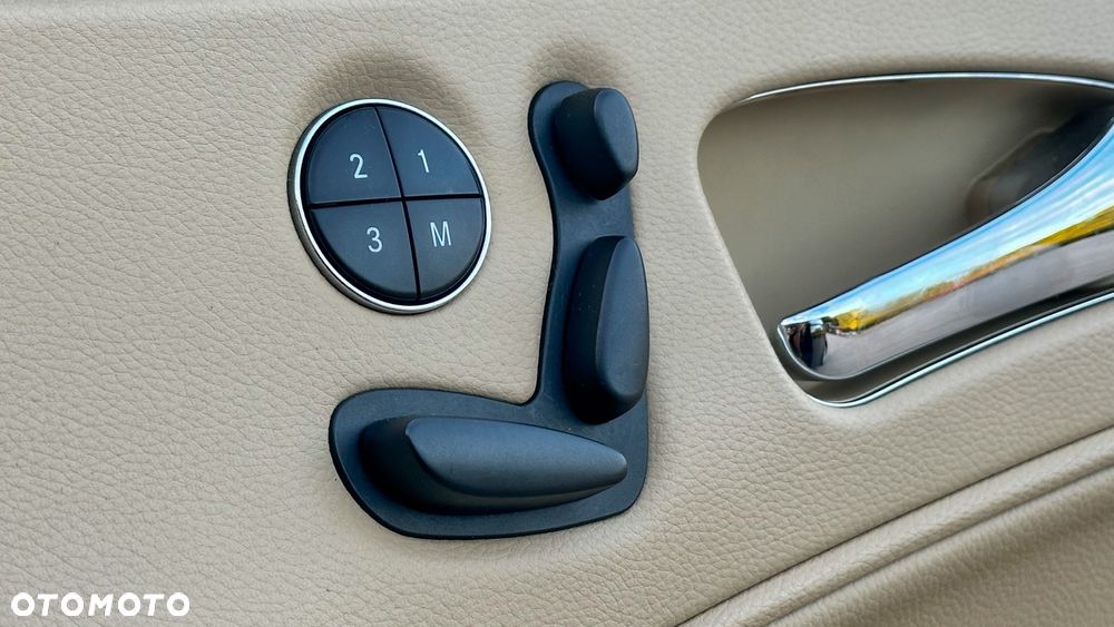 Mercedes-Benz CLS 320 CDI - 23