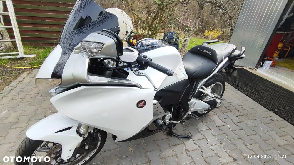 Honda VFR - 1