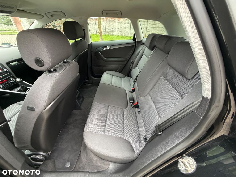 Audi A3 Sportback 1.6 Ambition - 11
