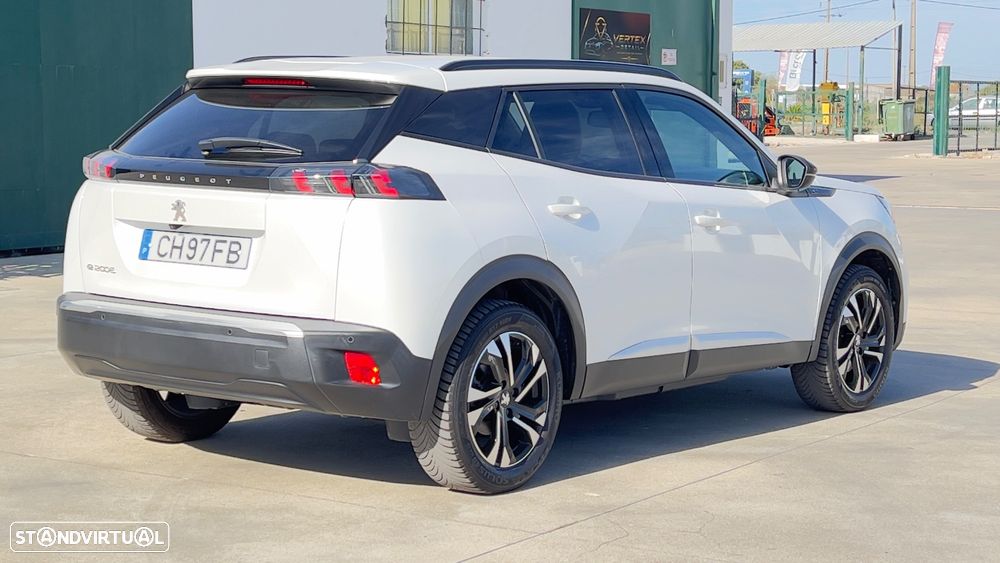 Peugeot e-2008 Allure Pack - 6