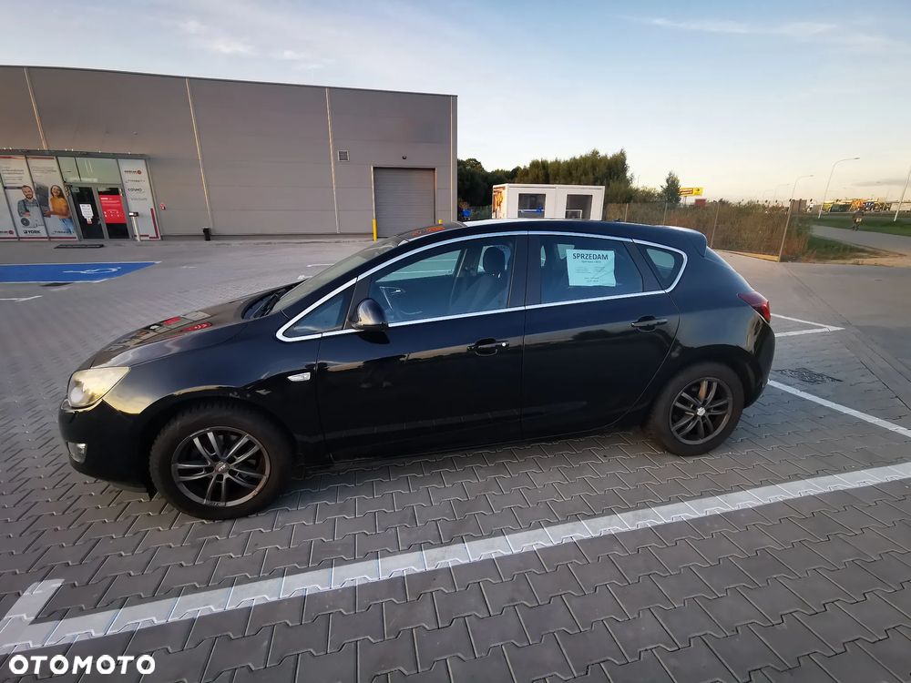 Opel Astra - 2