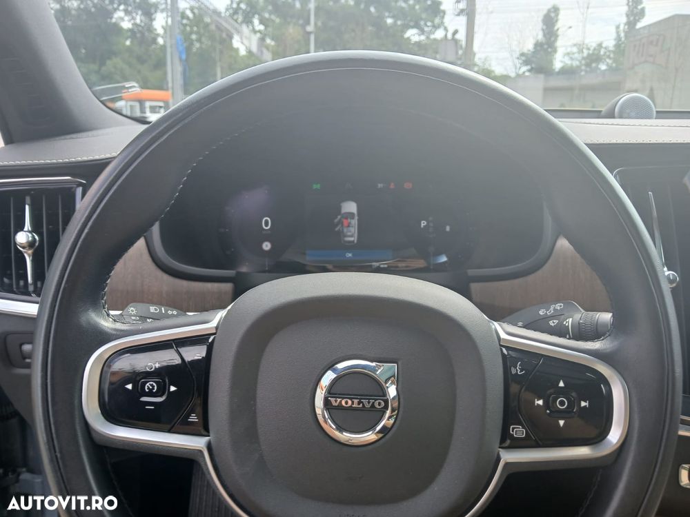 Volvo V90 T5 Momentum - 13