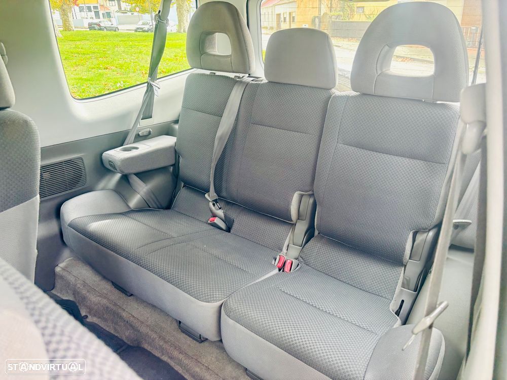 Mitsubishi Pajero - 9