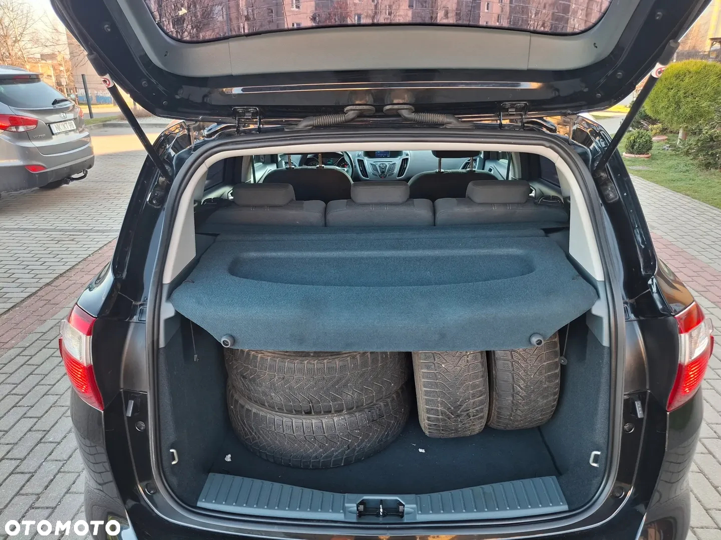 Ford C-MAX 1.6 Ti-VCT Titanium - 25