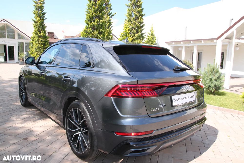 Audi Q8 - 3