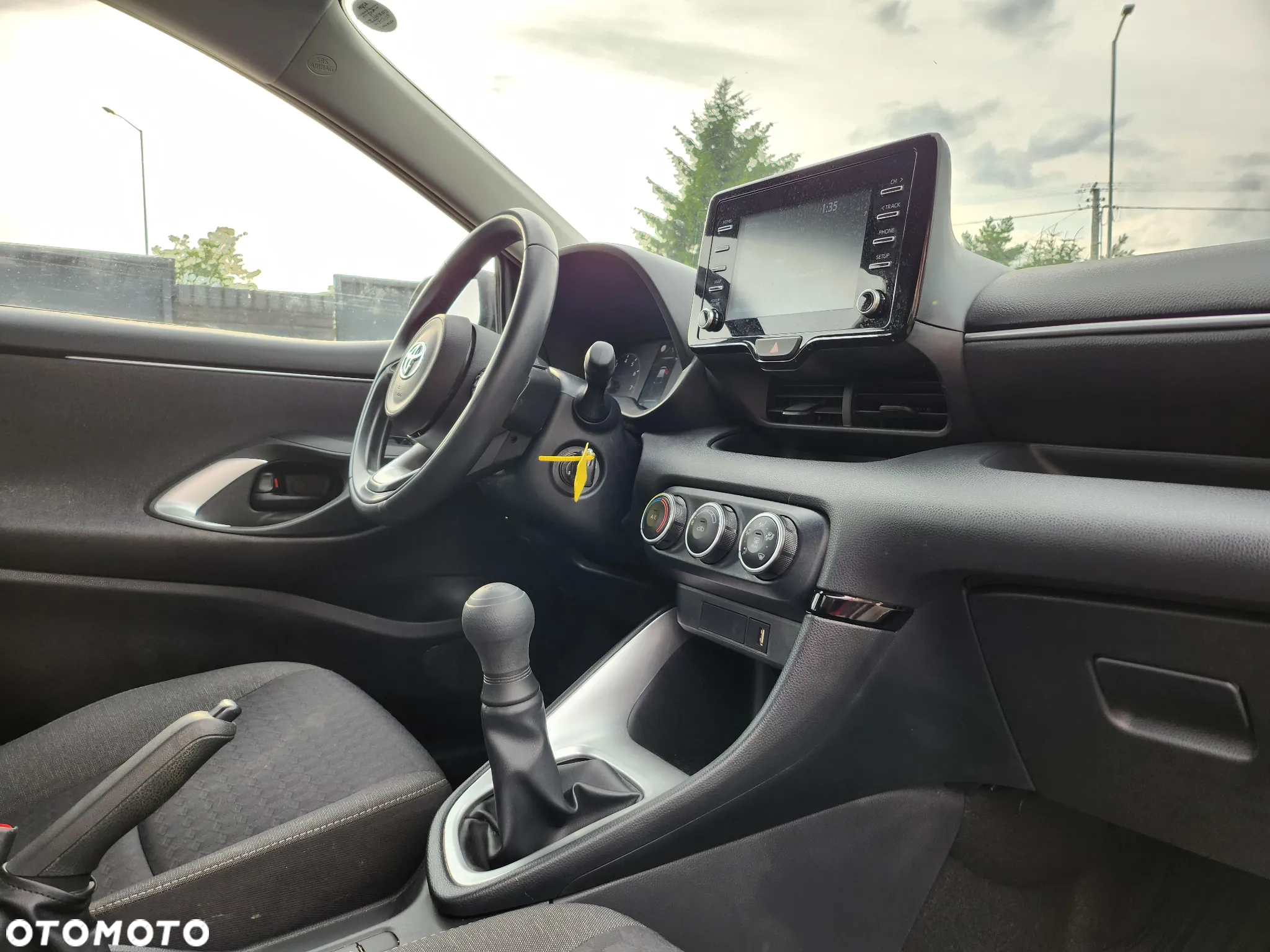 Toyota Yaris 1.0 Comfort - 13