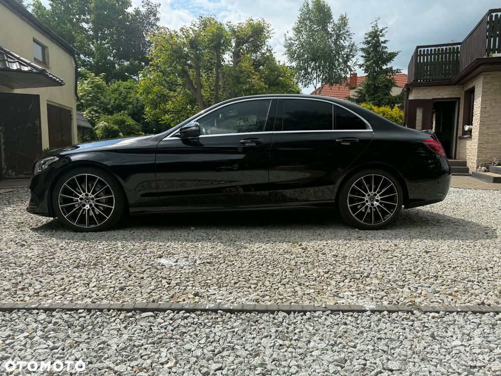Mercedes-Benz Klasa C 180 9G-TRONIC - 3