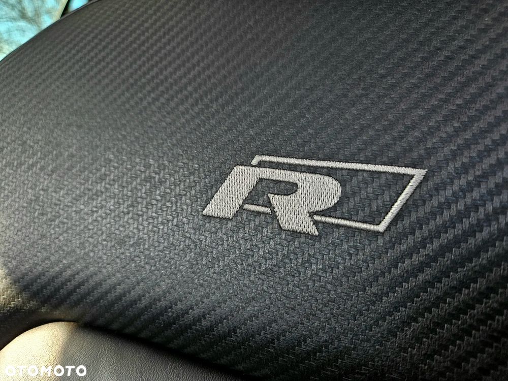 Volkswagen Passat 2.0 TDI (BlueMotion Technology) Highline - 32