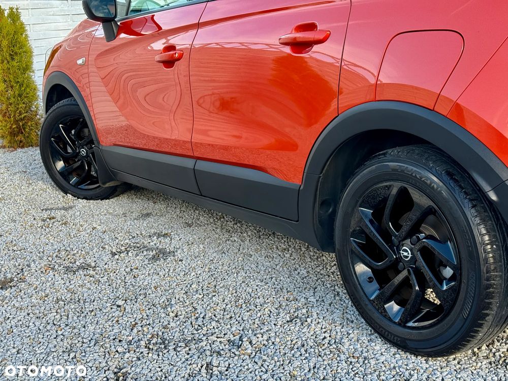 Opel Crossland X 1.2 Design Line - 24