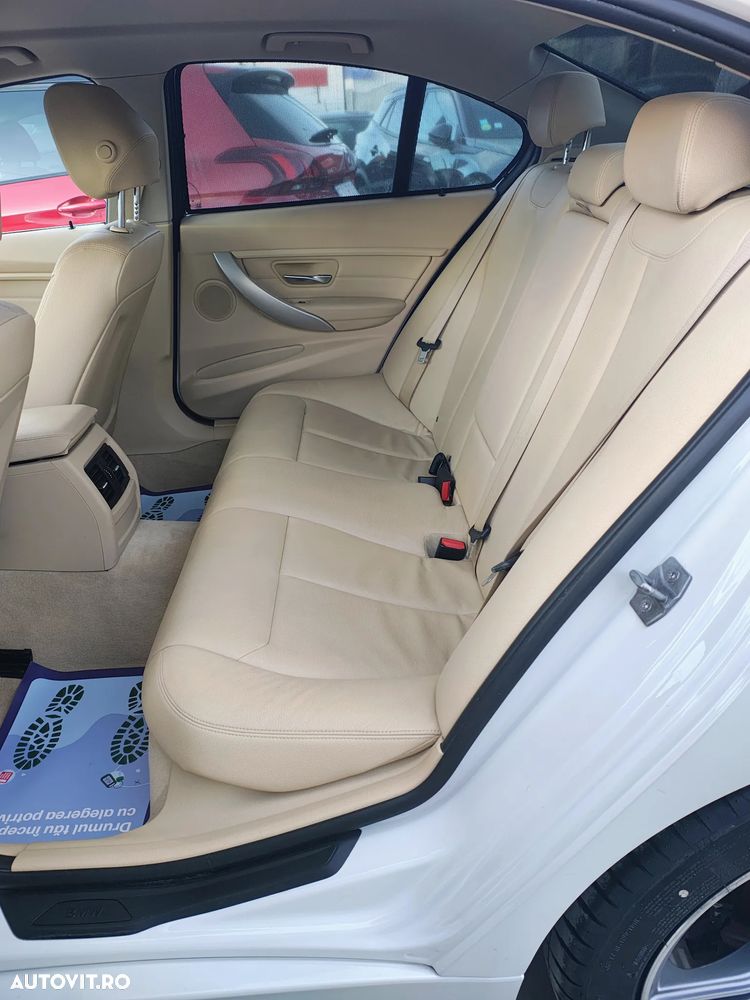 BMW Seria 3 320i Efficient Dynamics Edition Luxury Line - 9