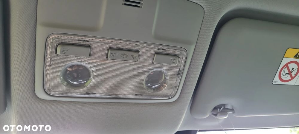 Toyota RAV4 - 22