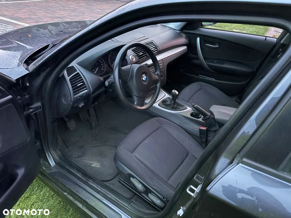 BMW Seria 1 118d - 11