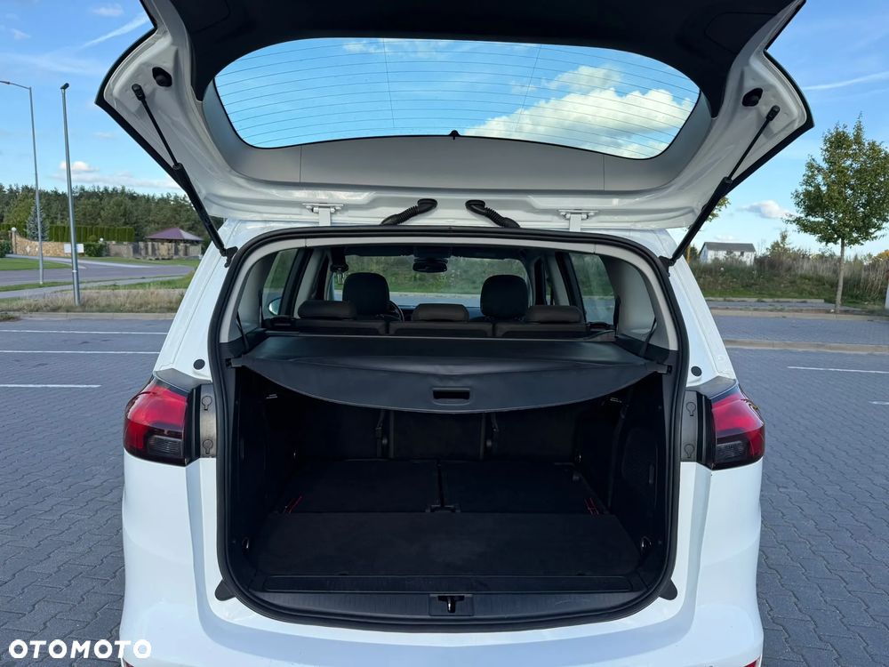 Opel Zafira - 26