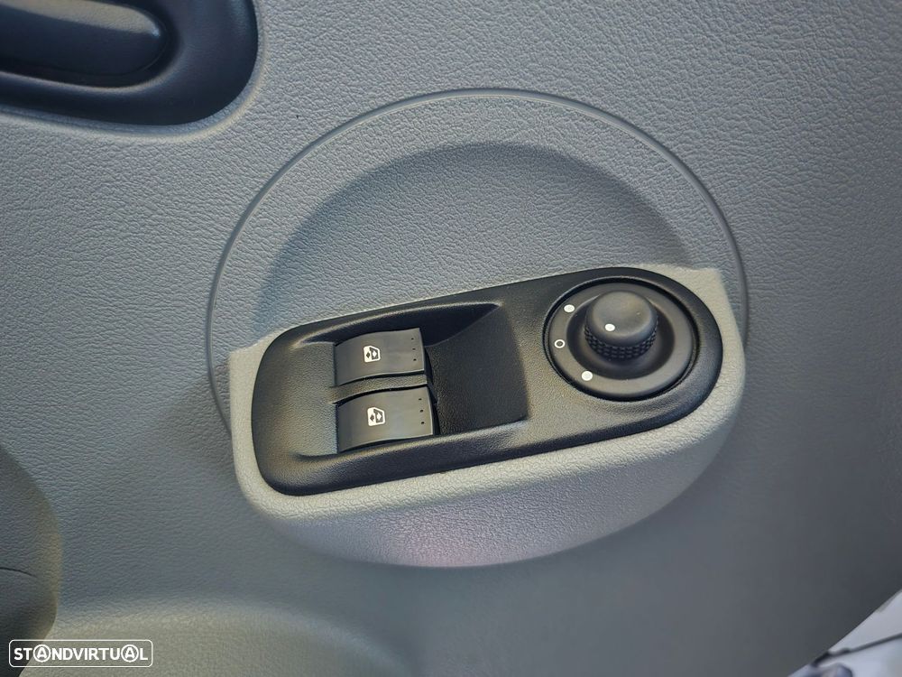 Renault Master CHALLENGER EDEN 310 - 19