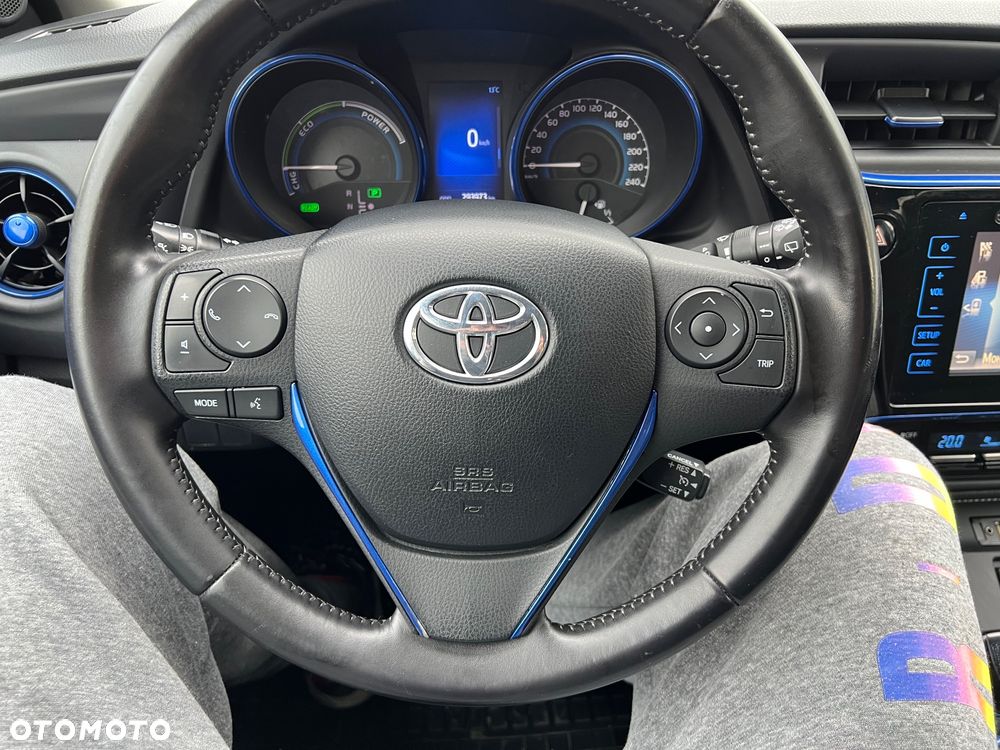 Toyota Auris 1.8 HSD Luna - 12