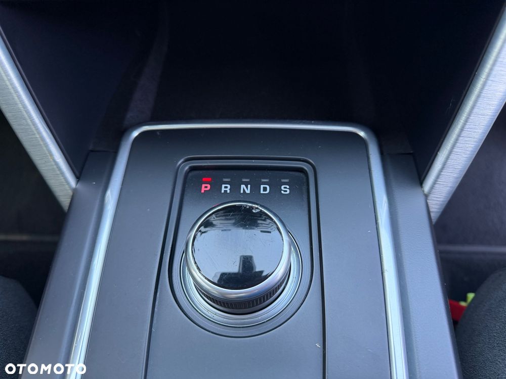 Land Rover Discovery Sport TD4 HSE Luxury - 29