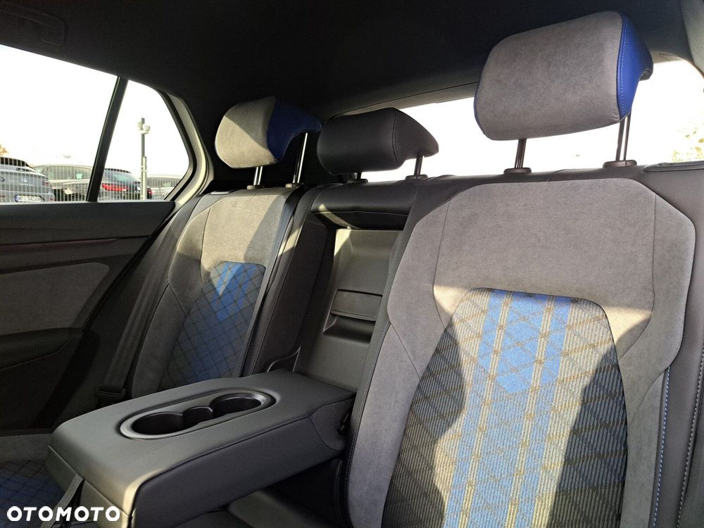 Volkswagen Golf 2.0 TSI 4Motion R DSG - 34