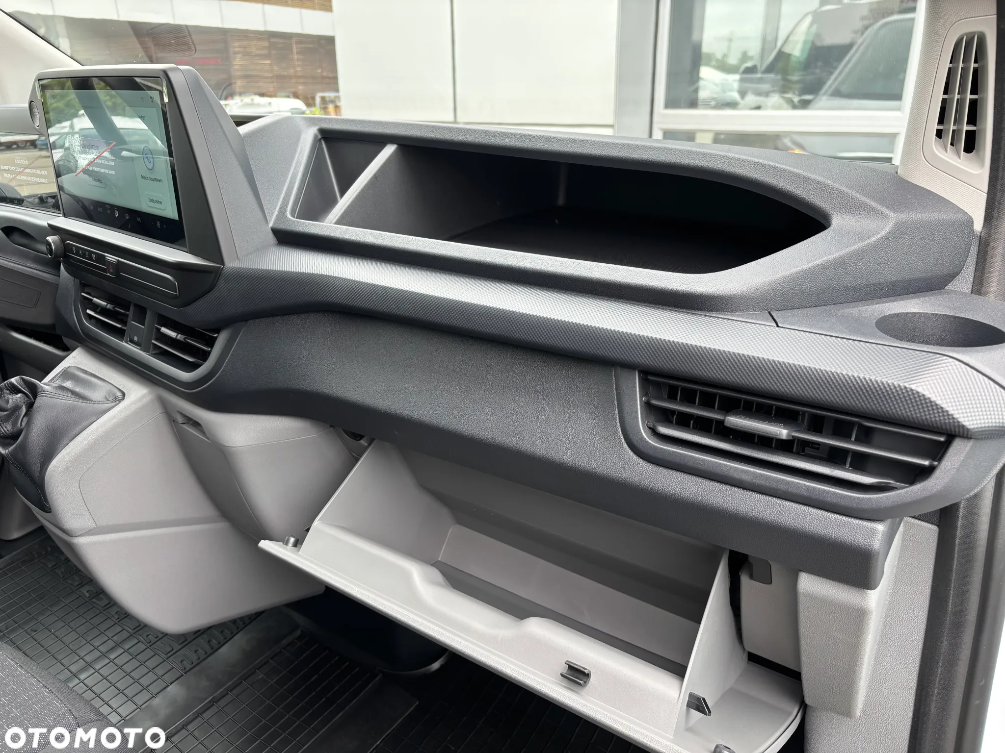 Ford Transit - 32