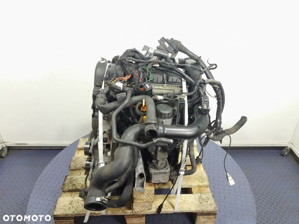 AUDI A4 B7 1.9 TDI 115 KM SILNIK DIESLA BKE - 1