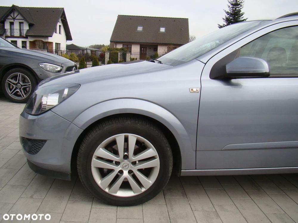 Opel Astra 1.6 Innovation - 4