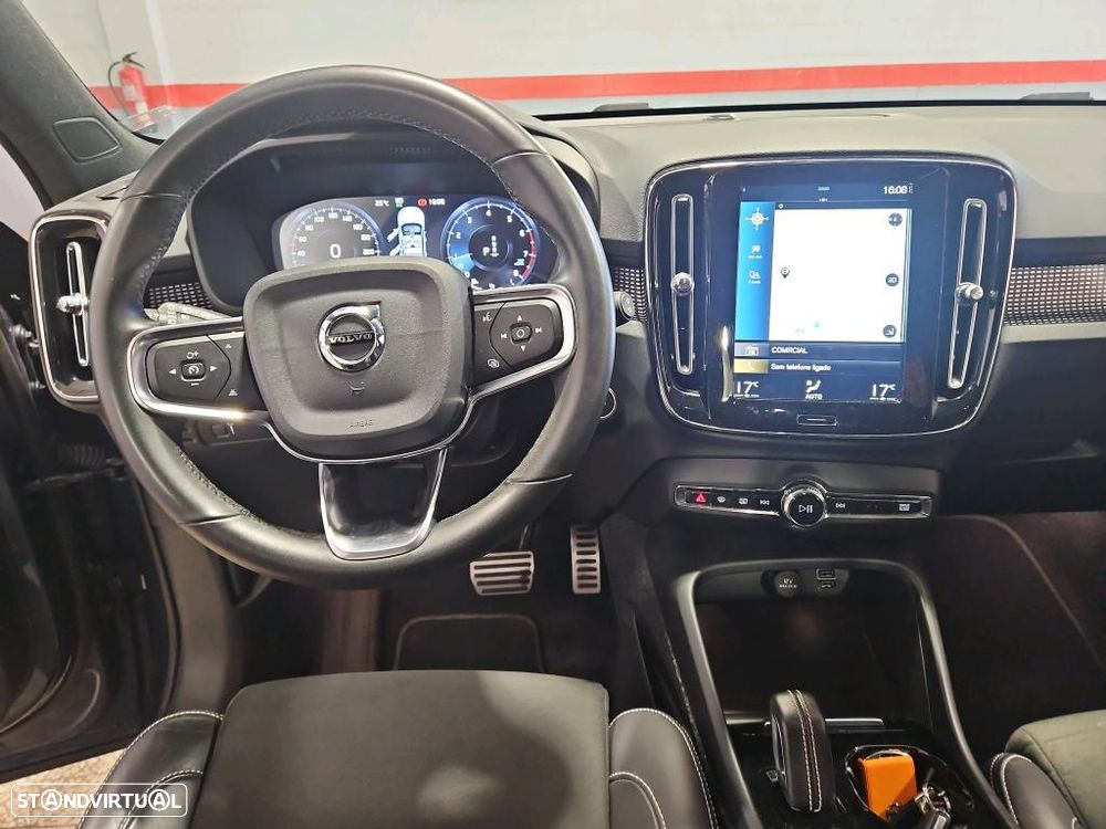 Volvo XC 40 1.5 T3 R-Design Geartronic - 7