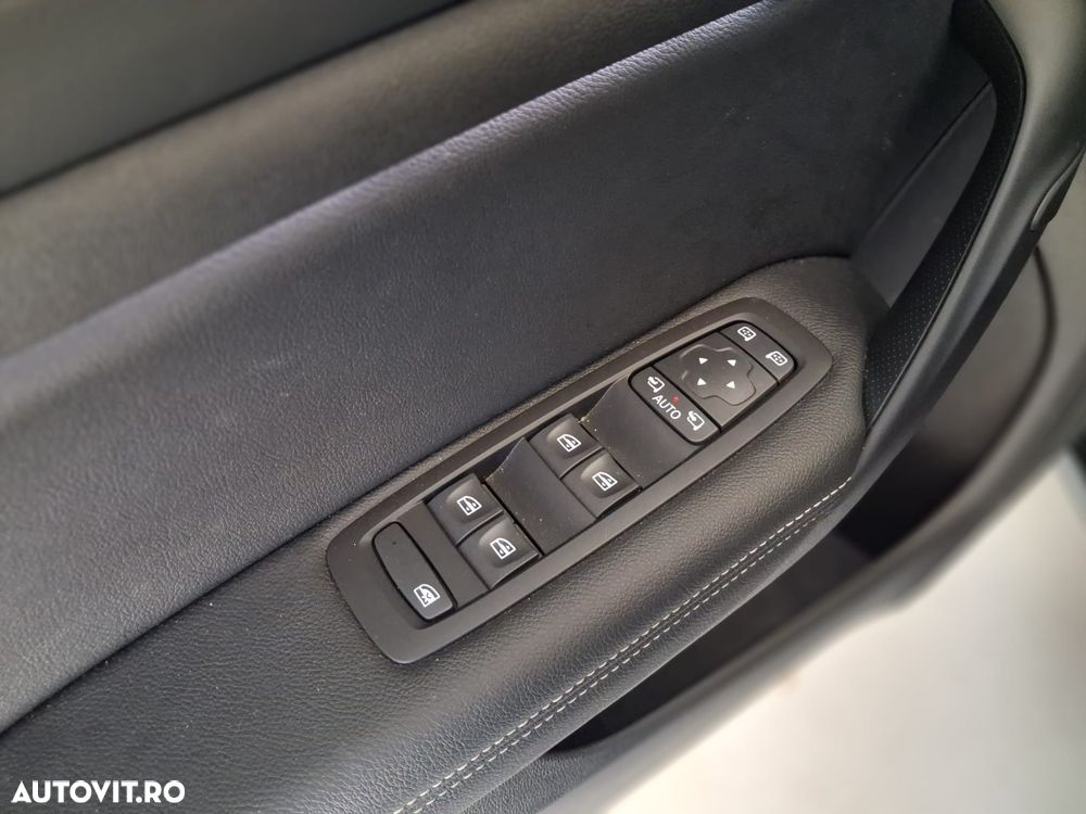 Renault Megane TCe 140 GPF Techno - 15