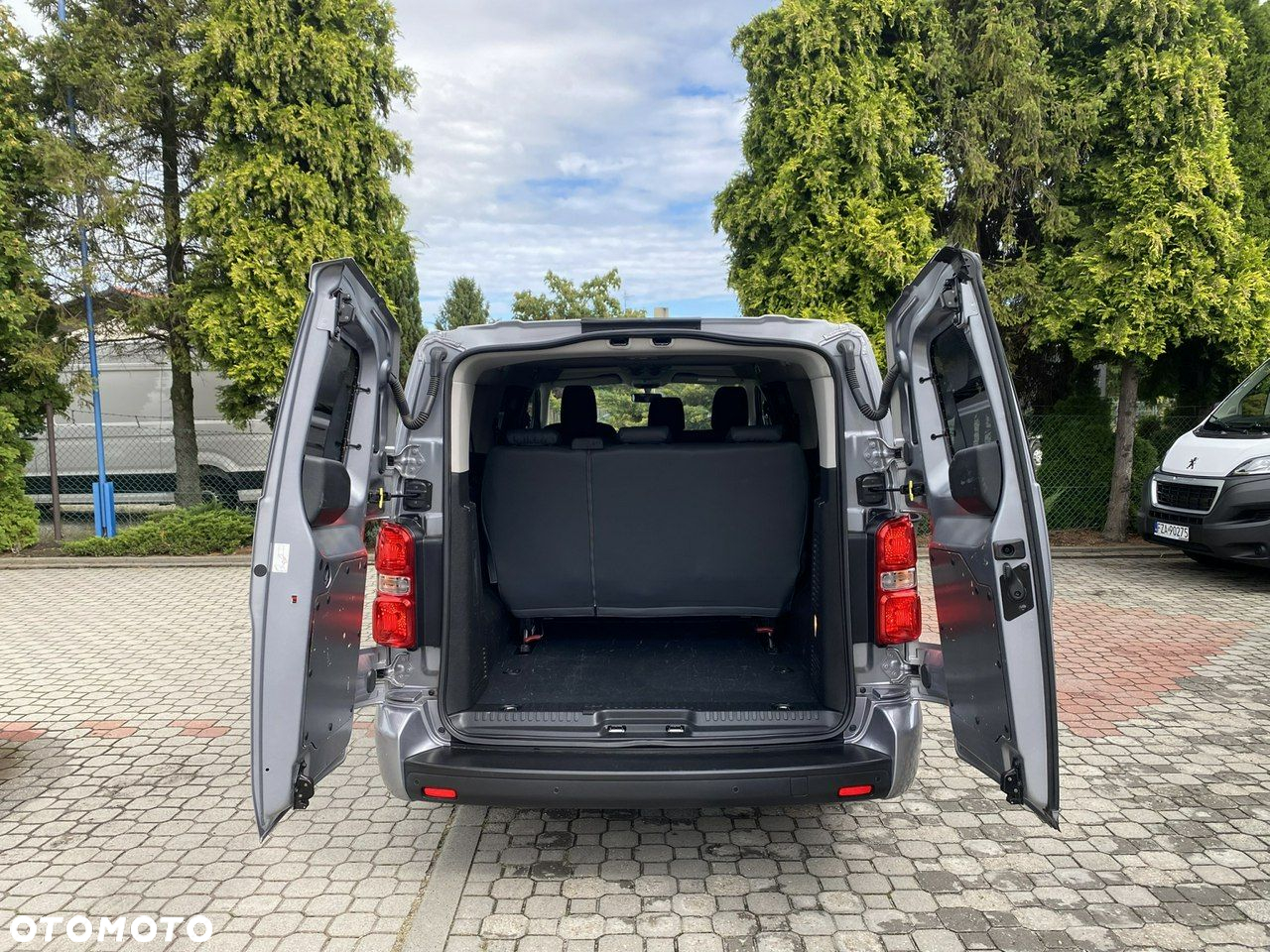 Opel Vivaro - 27