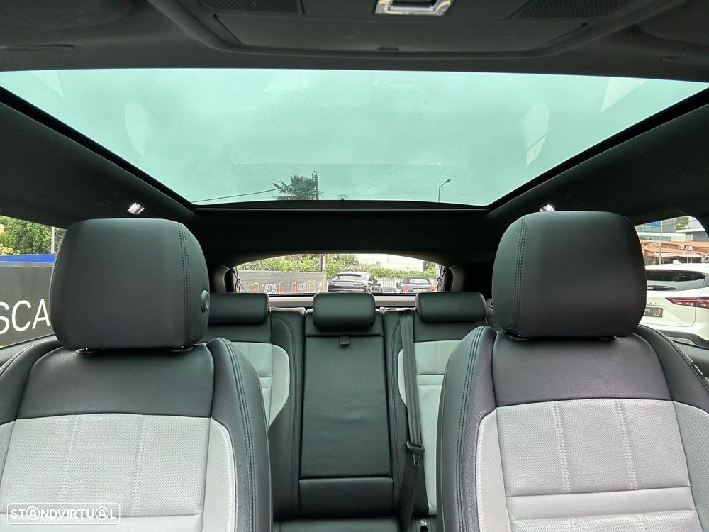 Land Rover Range Rover Evoque 1.5 P300e AWD R-Dynamic SE Auto - 27