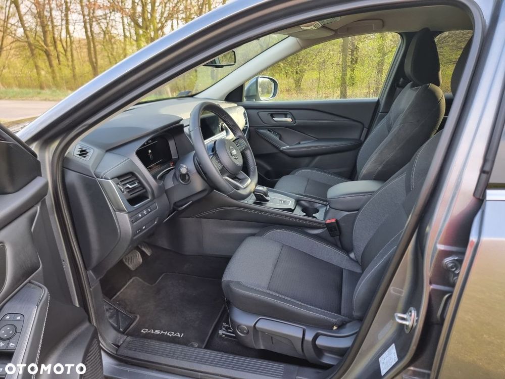 Nissan Qashqai 1.3 DIG-T MHEV N-Connecta Xtronic - 12