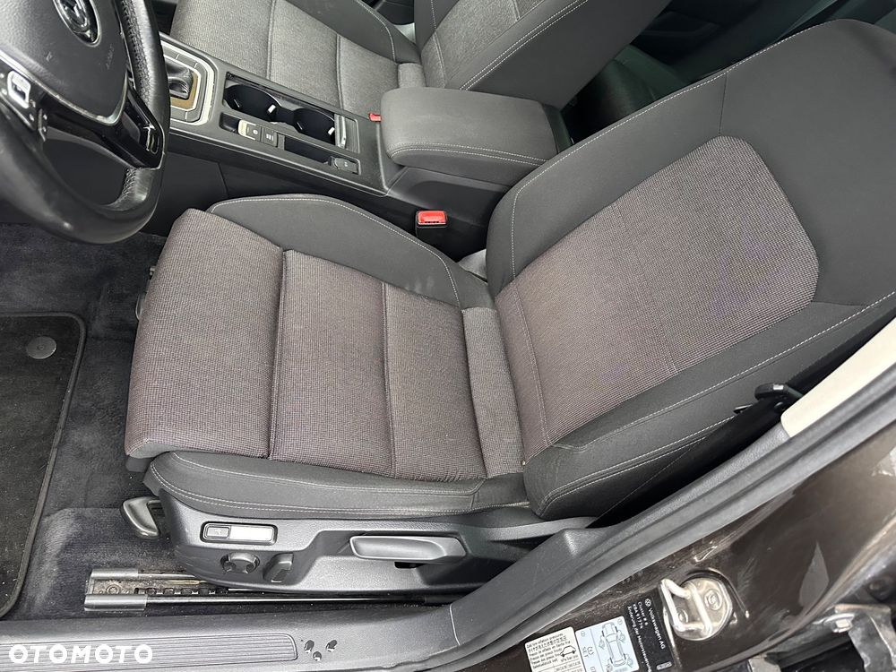 Volkswagen Passat 2.0 TDI DSG (BlueMotion Technology) Trendline - 9