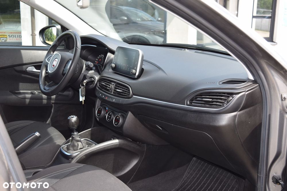 Fiat Tipo 1.4 T-Jet Lounge - 21