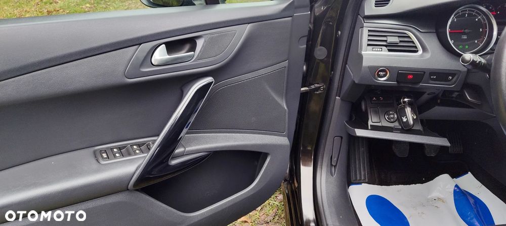 Peugeot 508 HDi FAP 140 Allure - 24