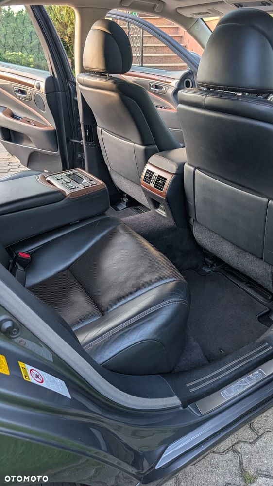 Lexus LS 460 Elite AWD - 17