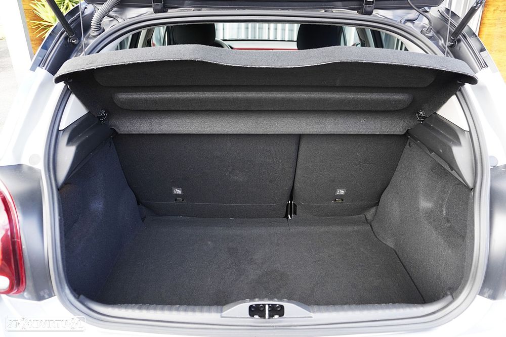 Citroën C3 1.2 PureTech Shine - 34