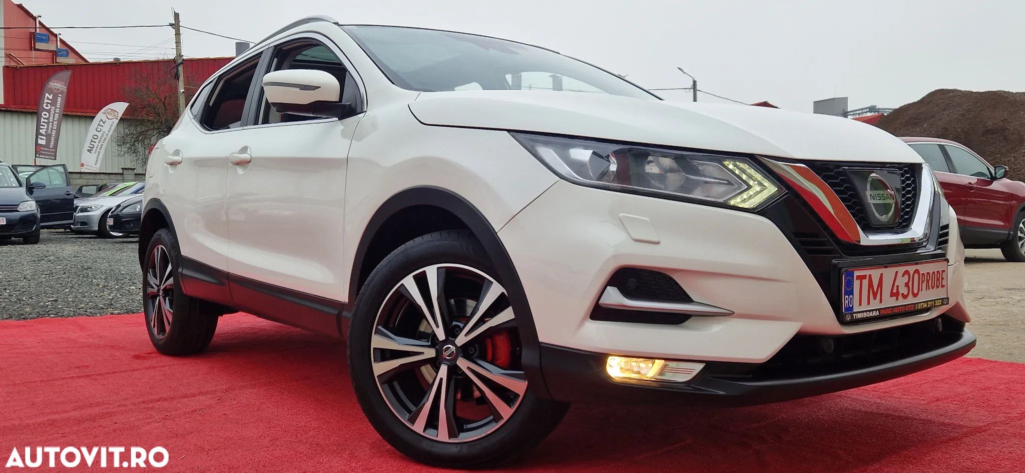 Nissan Qashqai 1.2 DIG-T 360 - 1