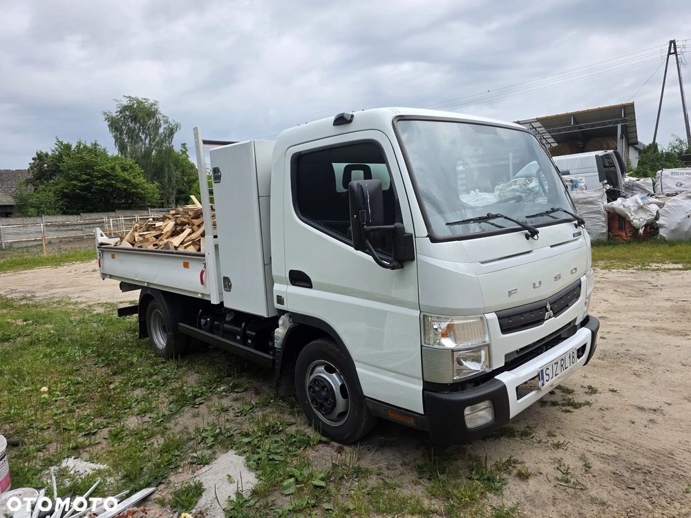 Mitsubishi CANTER FUSO - 2