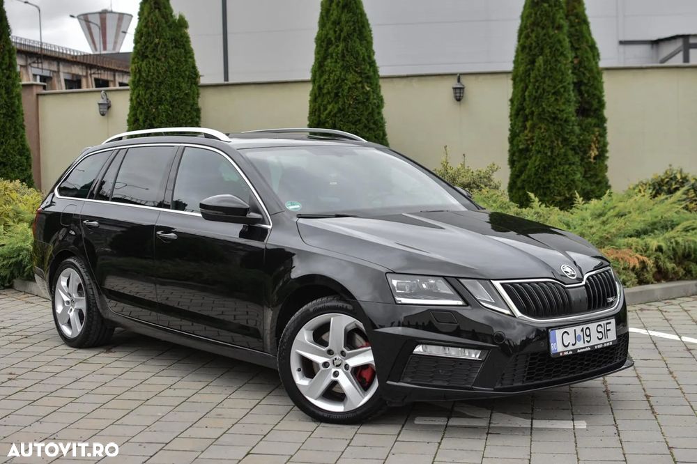 Skoda Octavia 2.0 TDI DSG RS - 2