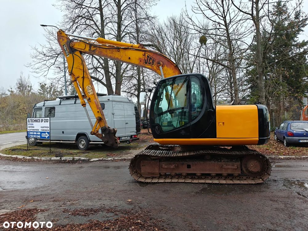 JCB JS130 - 8