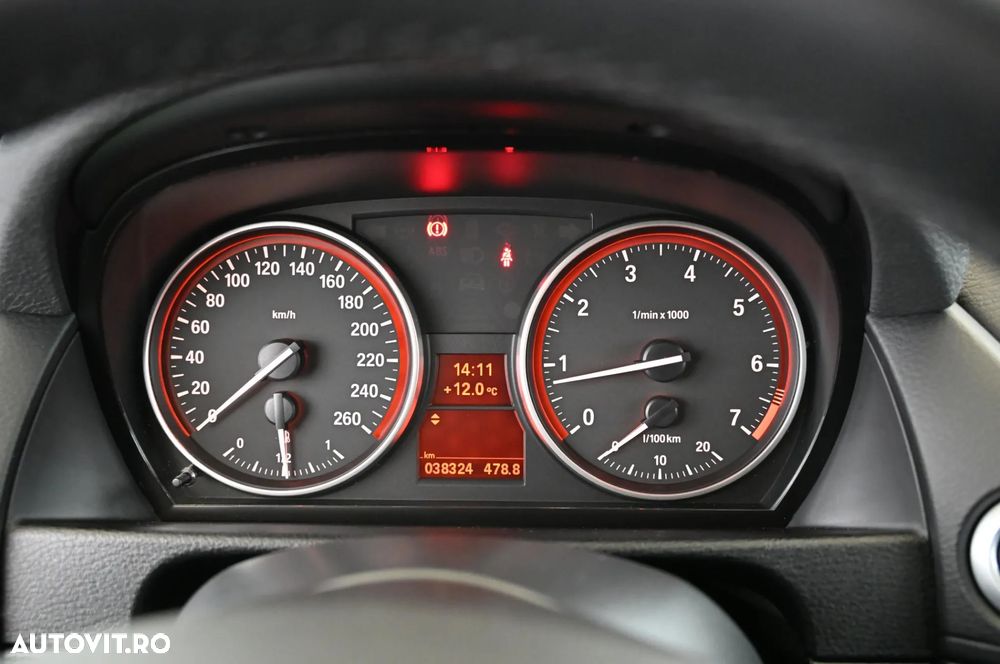 BMW X1 sDrive18i Sport Line - 25