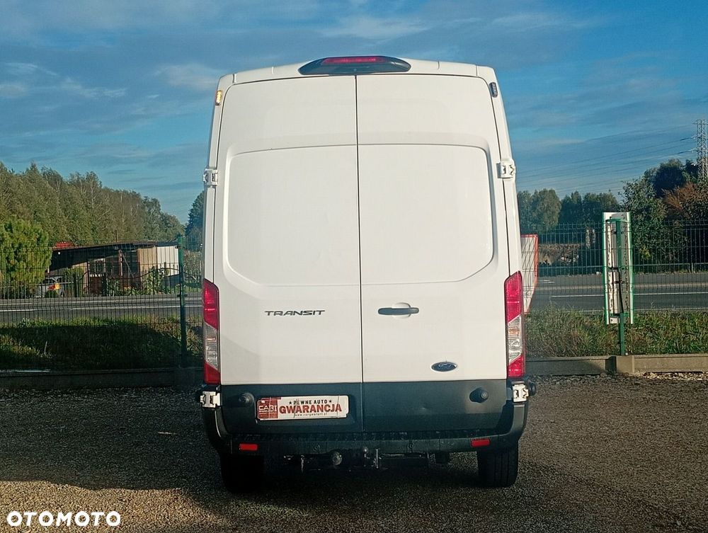 Ford Transit - 12