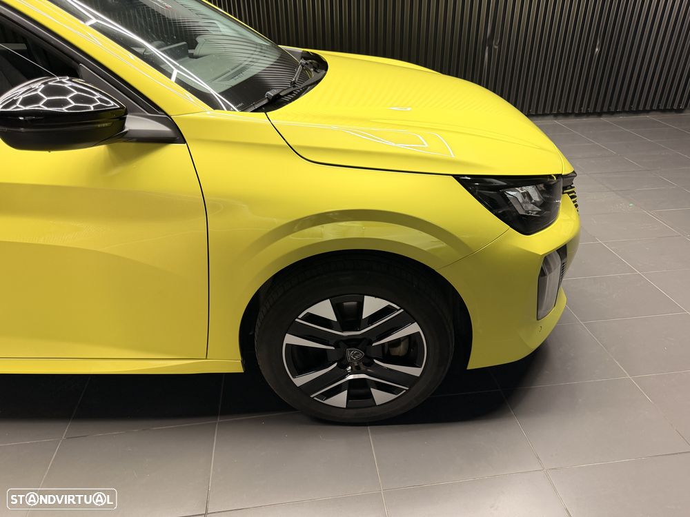 Peugeot e-208 Allure - 4