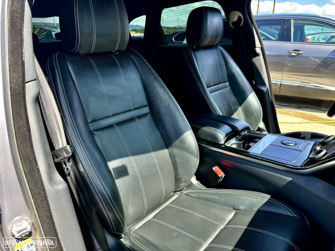 Land Rover Range Rover Velar 2.0 D R-Dynamic S - 14