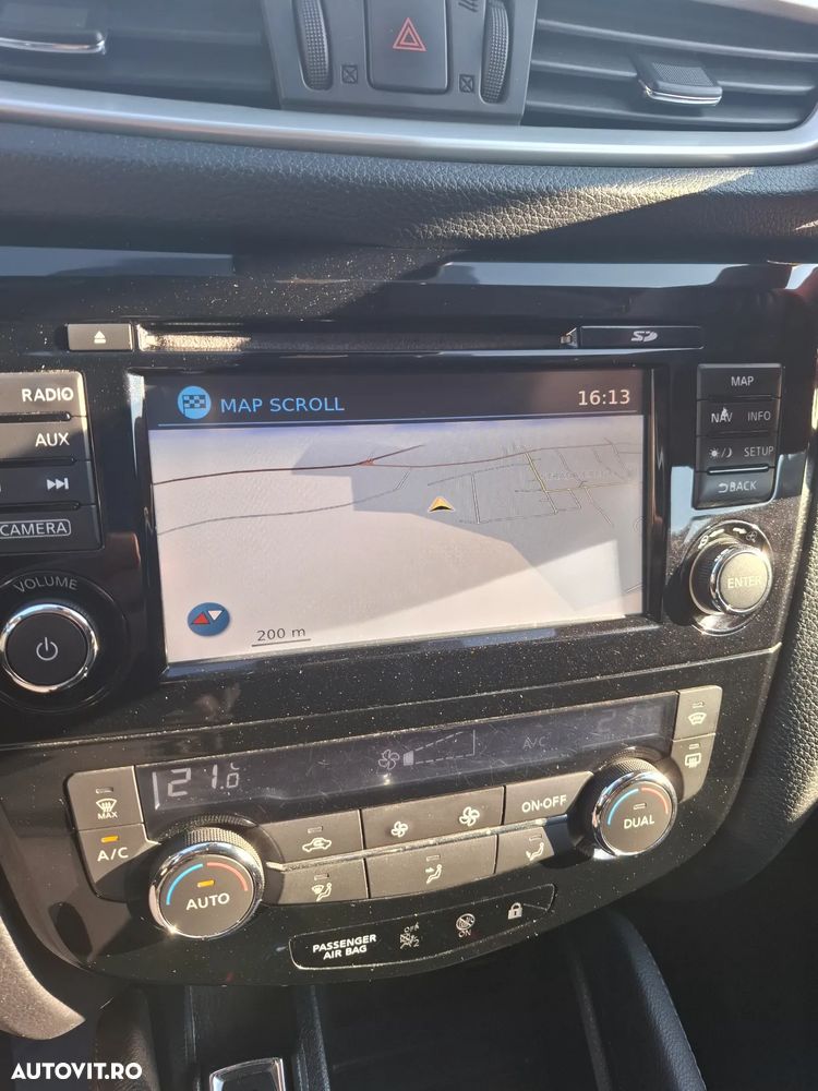 Nissan Qashqai 1.6 DCI Start/Stop Tekna - 7