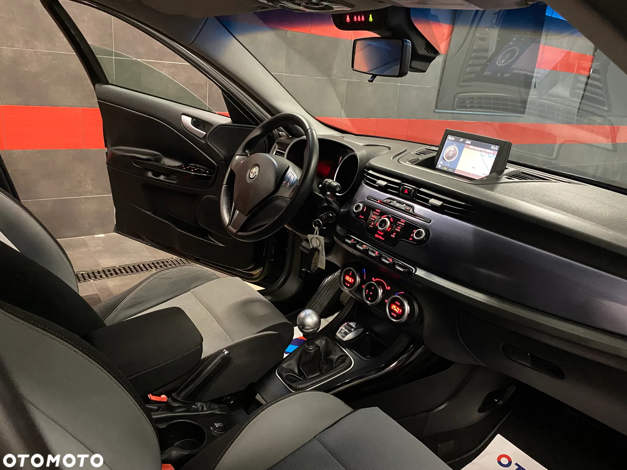 Alfa Romeo Giulietta 1.4 TB MultiAir Exclusive - 16