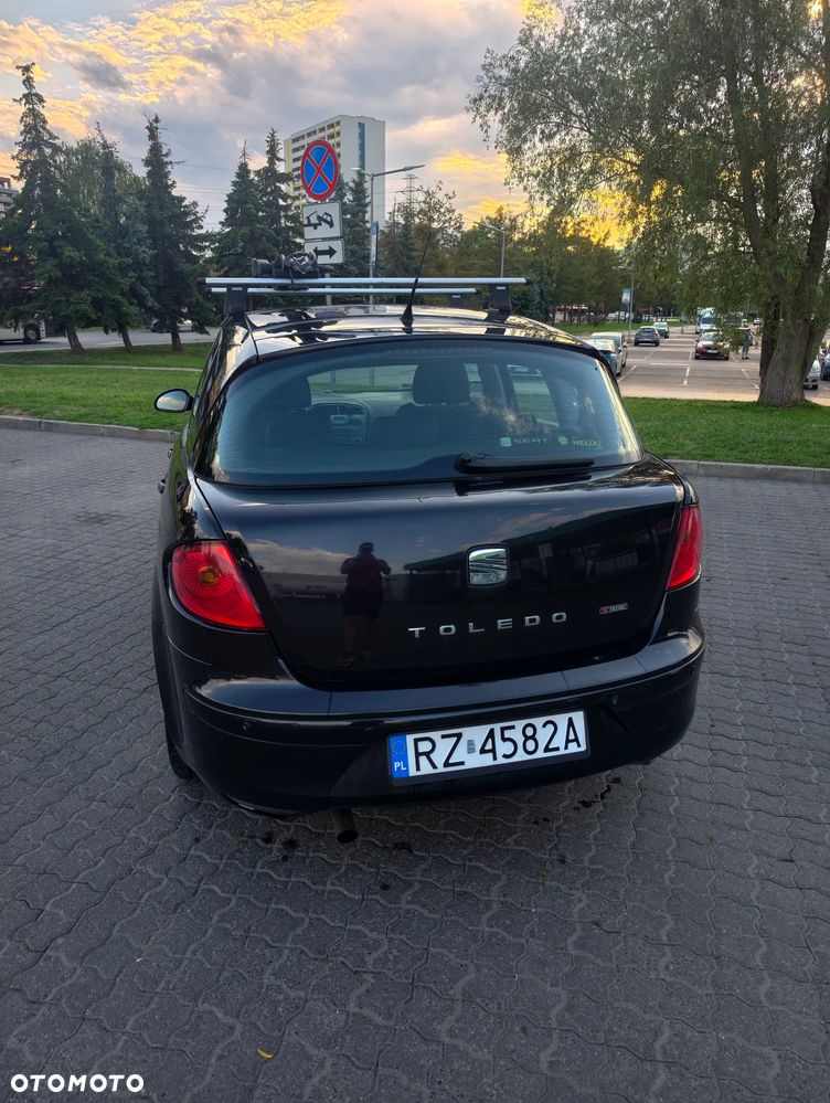 Seat Toledo 1.6 Reference - 2