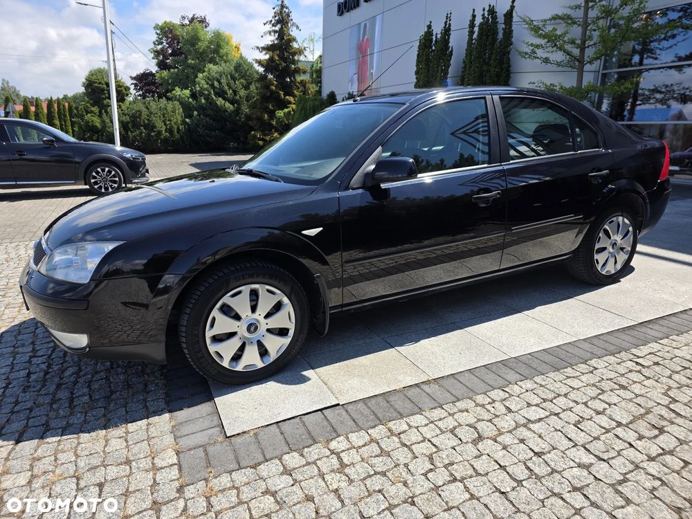 Ford Mondeo 2.0 TDCi Trend - 10