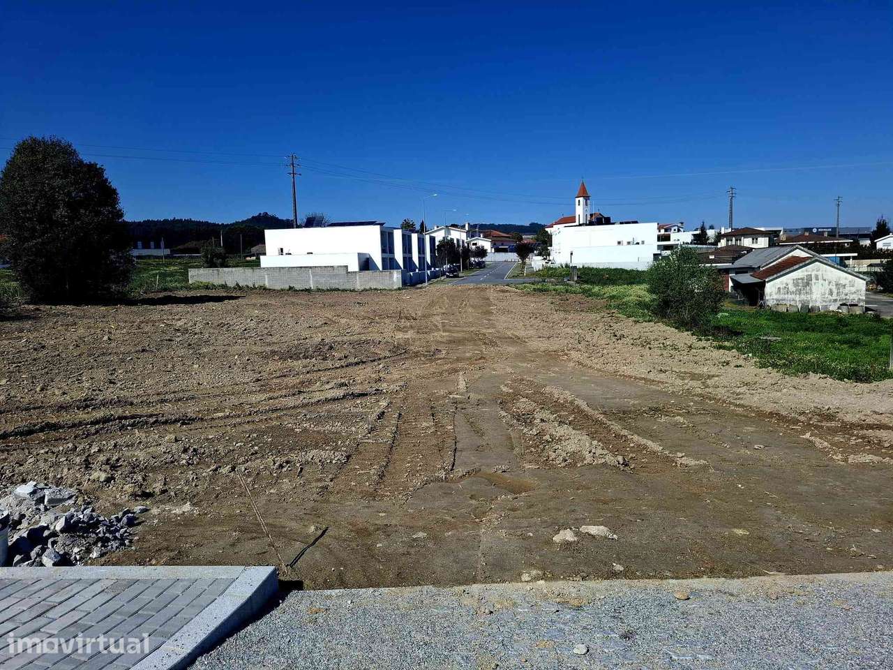 Vendo terreno 3136 m2 para Habitações - Grande imagem: 3/5