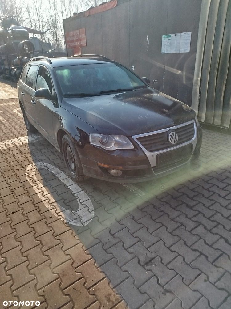 Volkswagen Passat B6 na części - 2